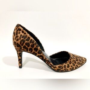 Bandolino Animal Print Grenow Heels. Pre-Owned. Excellent condition.